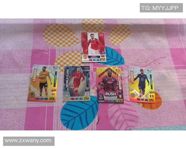 帕尼尼足球球星卡水晶盒珍藏版揭幕 引领球迷收藏新风潮